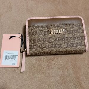 Juicy Couture Spring Fling Multi Compartment Bifold Wallet in Chestnut Chino